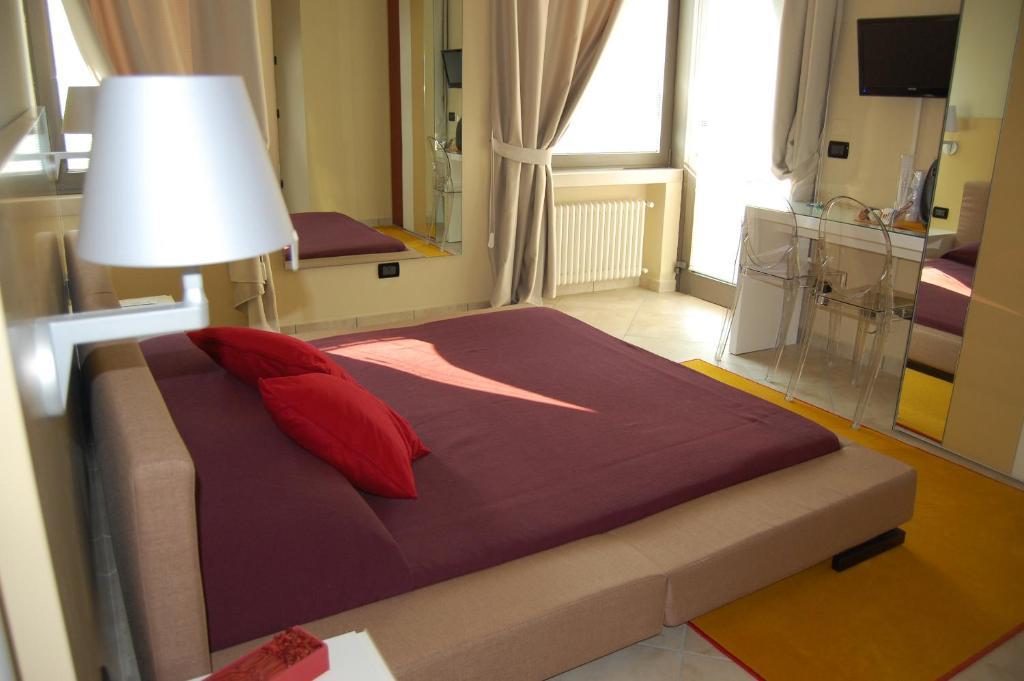 Relais Corte Bergamini Песк'єра-дель-Гарда Номер фото
