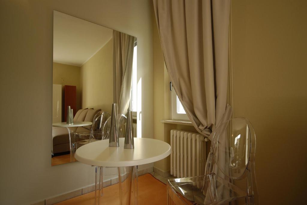 Relais Corte Bergamini Песк'єра-дель-Гарда Номер фото